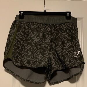 Gymshark Dark Green and Gray Patterned Shorts
Excellent Condition, Size Medium